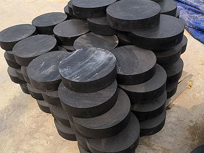 抚宁区板式橡胶支座由若干层橡胶片与薄钢板经加压硫化